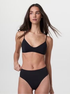 Vuori Black V-Neck Bikini Top and High-Waist Bottom Size XL
